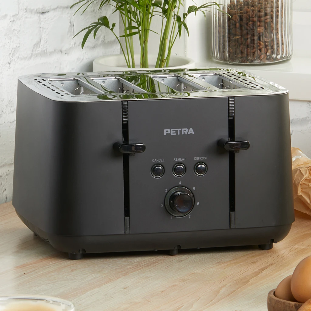 Petra 4-Toastschlitze Toaster – selbstzentrierende Toastkammern für die Brotführung, 1850W, Schwarz