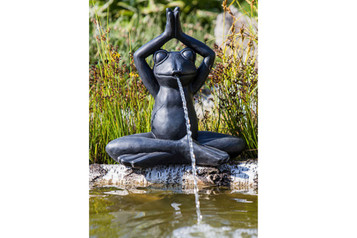 hessiner water frog spitter