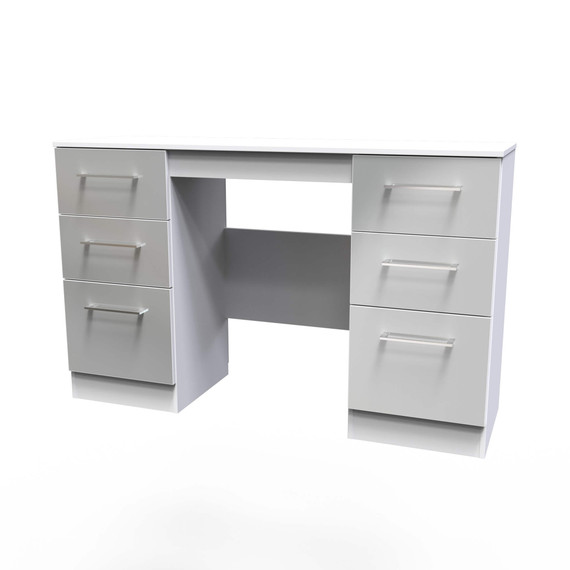 Worcester 6 Drawer Kneehole