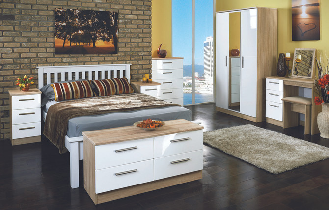 Knightsbridge 4 Drawer Deep Chest in White Gloss & Bardolino Oak