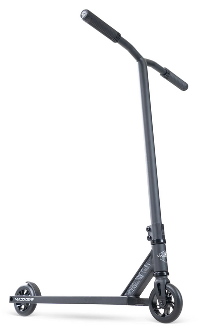 Madd Gear MG4 Pro Scooter - Black