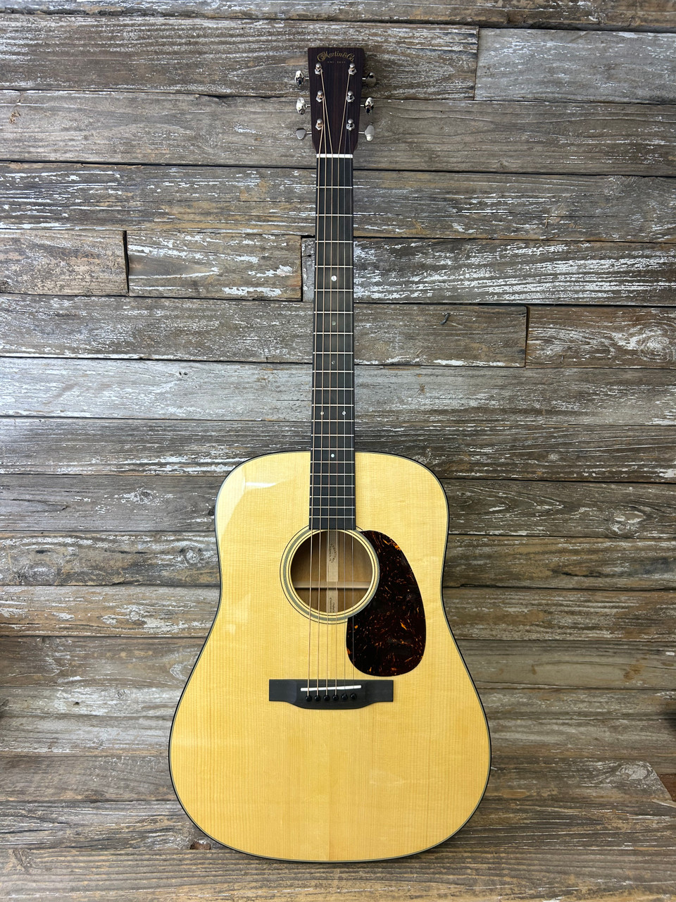 Martin 18-Style Custom Shop Dreadnought W/case - Danny D's Guitar