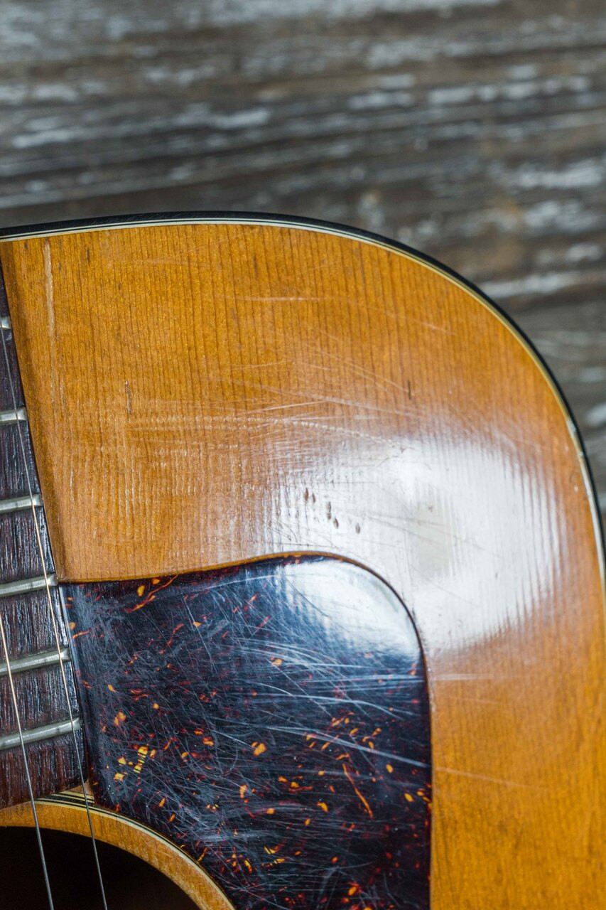 Used 1974 Guild D-35 w/Cs