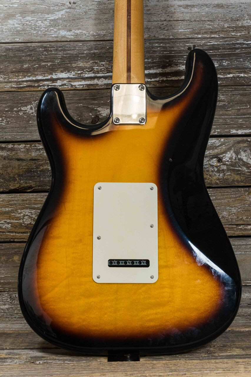 1994 MIM Fender Standard Stratocaster - Brown Sunburst
