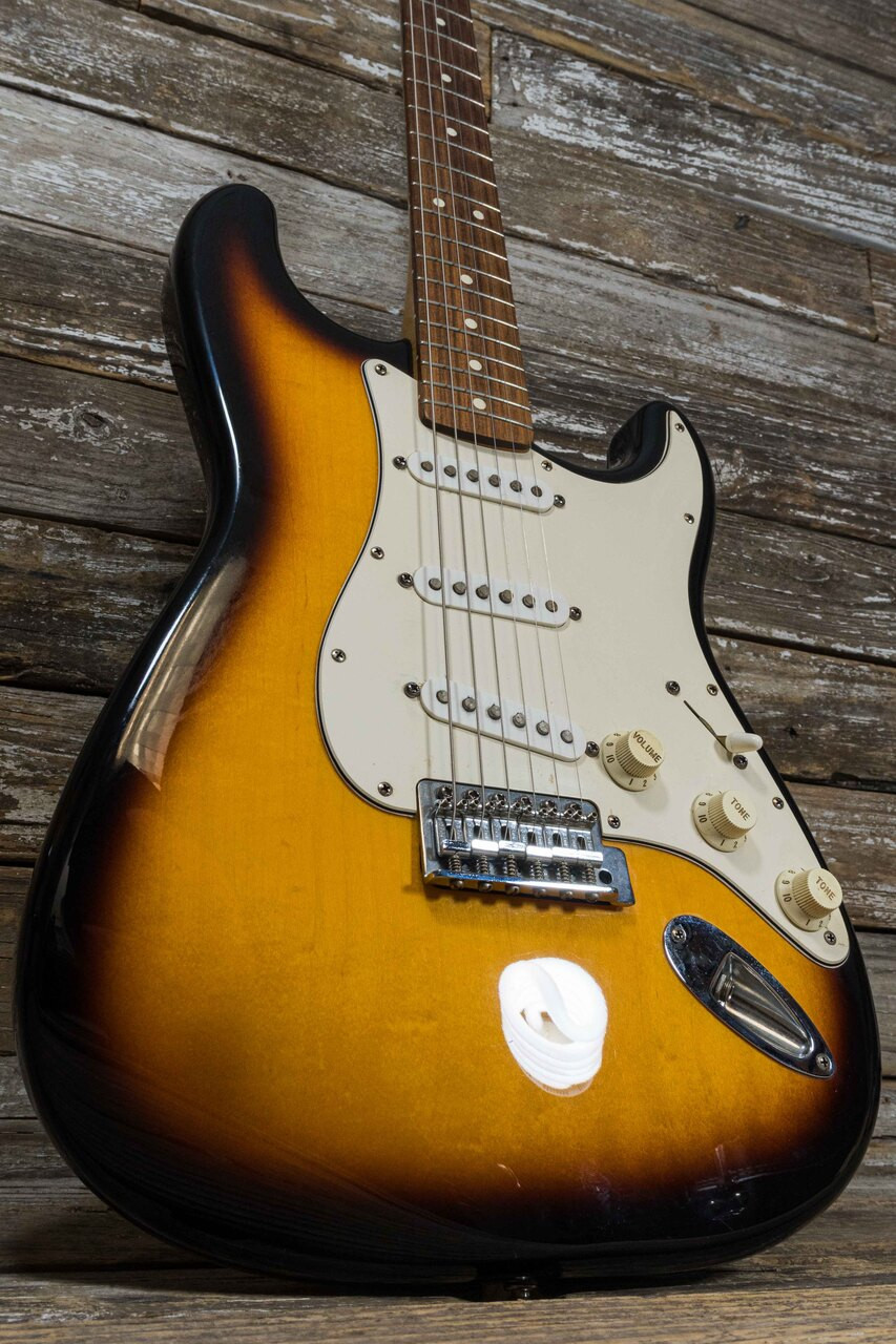 1994 MIM Fender Standard Stratocaster - Brown Sunburst