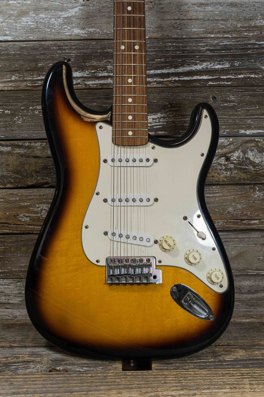 1994 MIM Fender Standard Stratocaster - Brown Sunburst