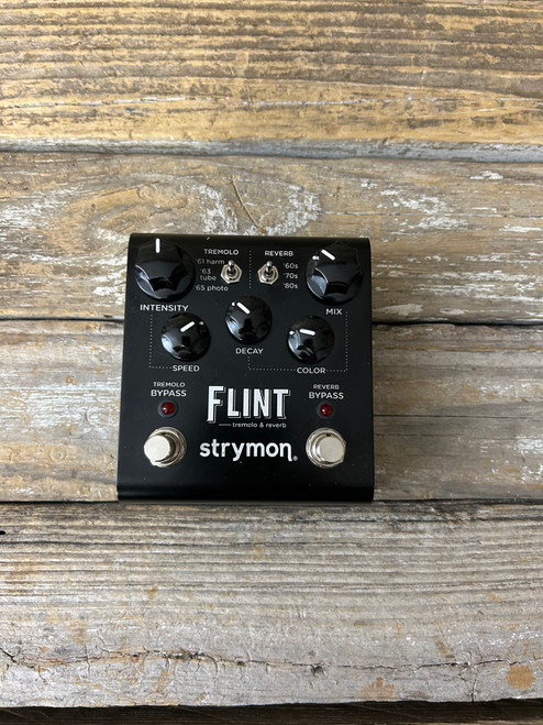 Used Strymon Flint Tremolo & Reverb V1 Black Knob Edition W/box