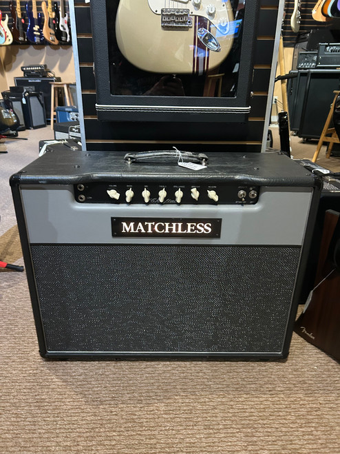 Used Matchless Chieftain 2x12 Combo