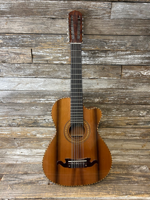 Used Epanola Bajo Sexto