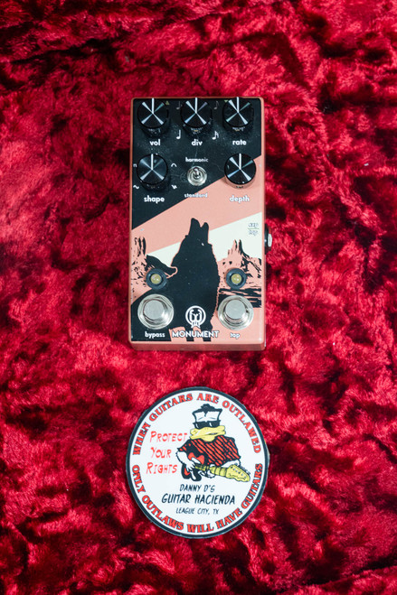 Walrus Audio Monument Harmonic Tap Tremolo V2 w/Box