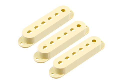 PC-0406-028 Set of 3 Cream Pickup Covers for Stratocaster® PC-0406-028 Set of 3 Cream Pickup Covers for Stratocaster®