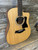 Taylor 150ce Bajo Quinto W/bag