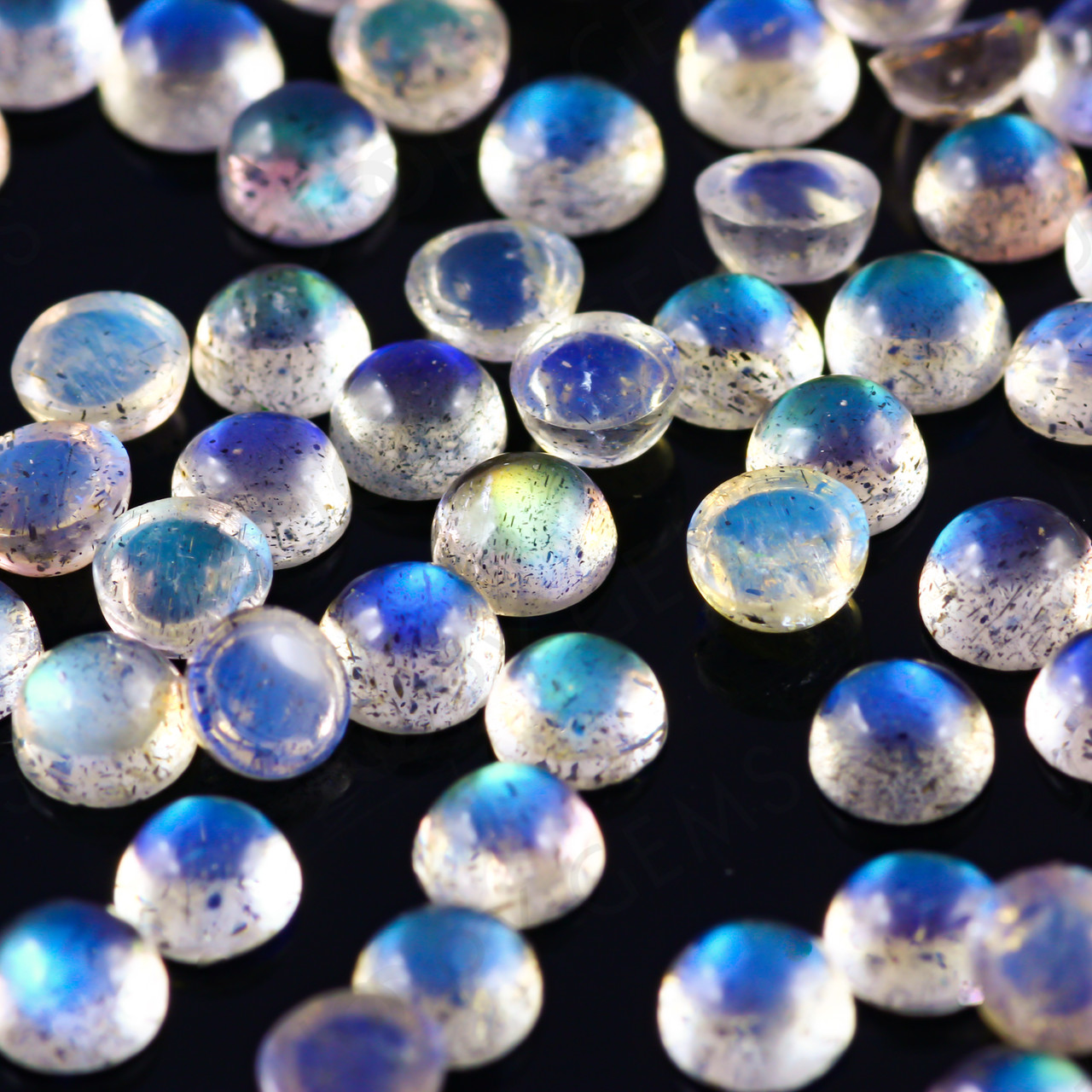 Labradorite Cabochon 3mm Round - Joopy Gems Labradorite Cabochon 3mm Round - Joopy Gems
