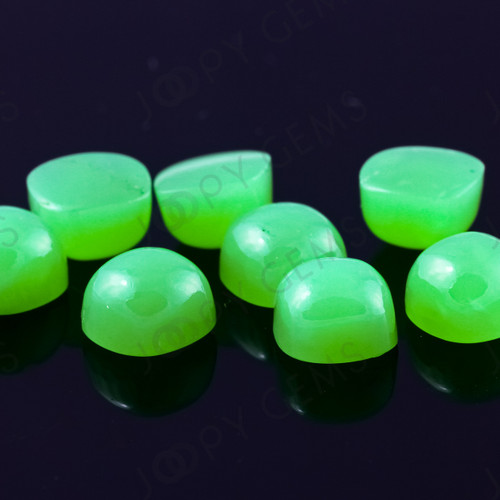 Joopy Gems  Chrysoprase Cabochon 6mm Cushion