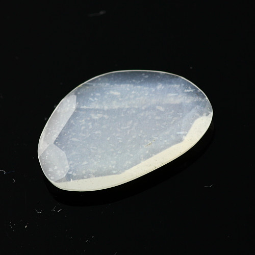Joopy Gems White Moonstone Rose Cut Freeform (Polki), 8.110 carats, 20.9x12.1x4.7mm