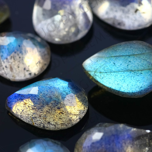 Joopy Gems Labradorite Rose Cut Cabochon 8x6mm Pear