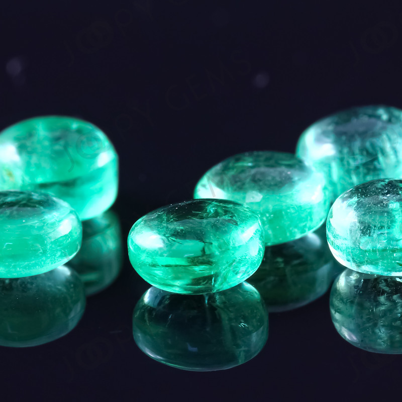 Joopy Gems Emerald Cabochon 6mm Round