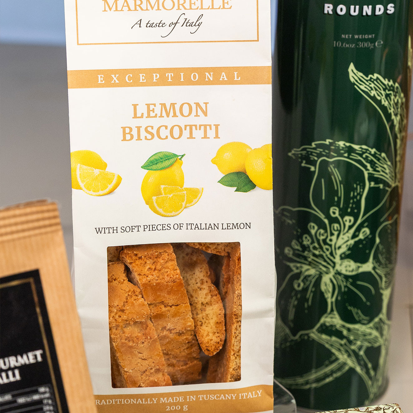 Tenuta Marmorelle Exceptional Lemon Biscotti made with soft pieces of Italian lemon, traditionally baked in Tuscany.