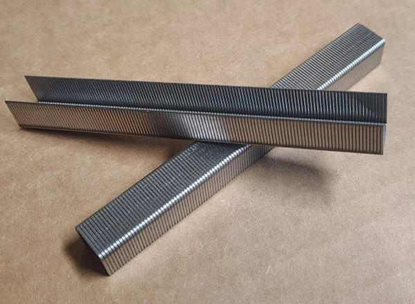 1/2" 80 Series Stainless Steel Staples - 10,000 per Box - Spotnails 98008SS