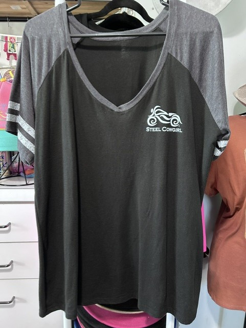 WAREHOUSE SALE Signature Logo Raglan - XL