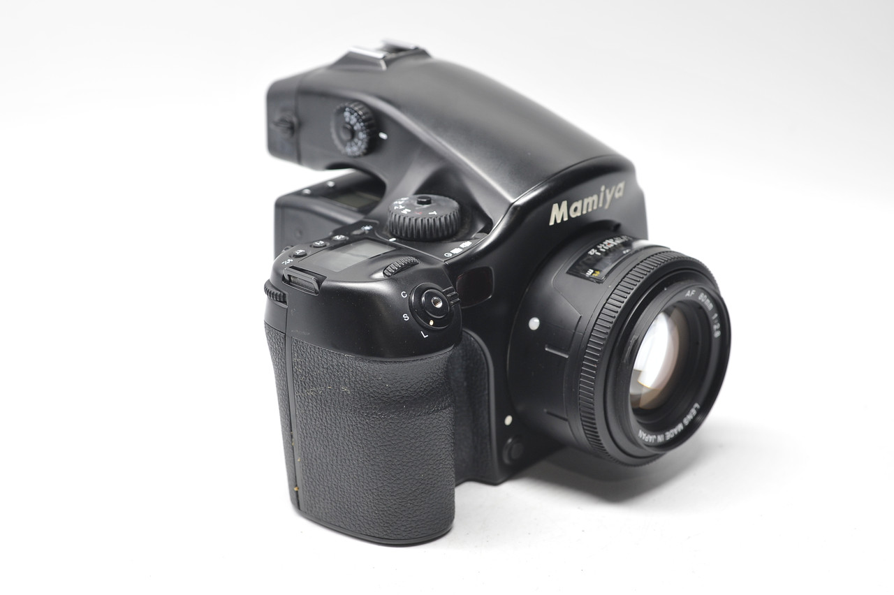 Pre-Owned - Mamiya 645 AFD Kit w/80mm f/2.8 and 120 film