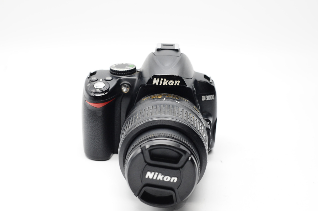 Nikon D3000 DSLR Camera Body W/ AF-S 18-55mm Lens 099 | eBay