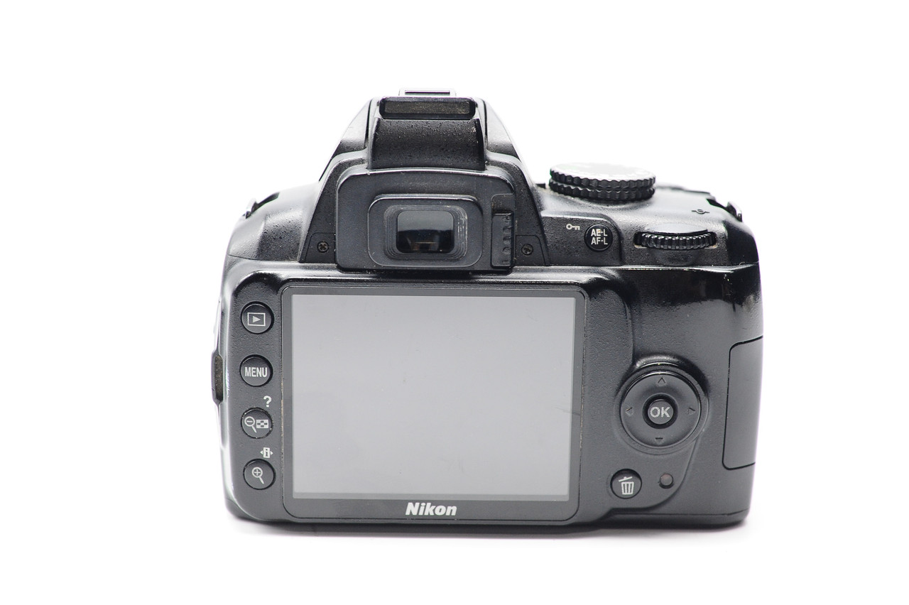 Nikon D3000 ジャンク Pre-Owned - Nikon D3000 W/18-55 mm DX SWM VR ASPHERICAL 3.5