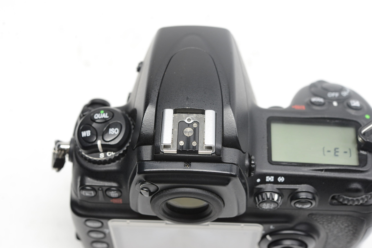 Nikon D700 Boîtier Nu - Appareil photo reflex