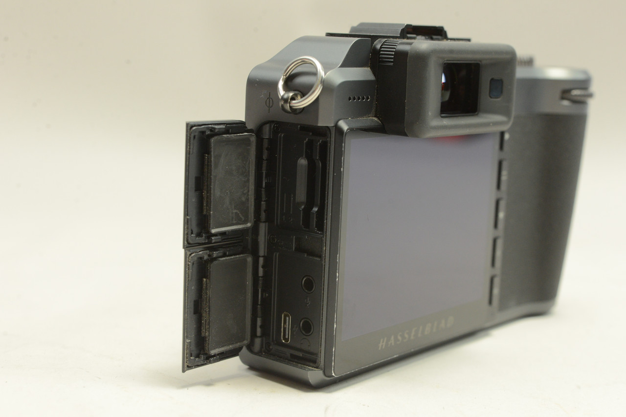 Pre-Owned - Hasselblad - X1D II 50C BODY ONLY Medium Format