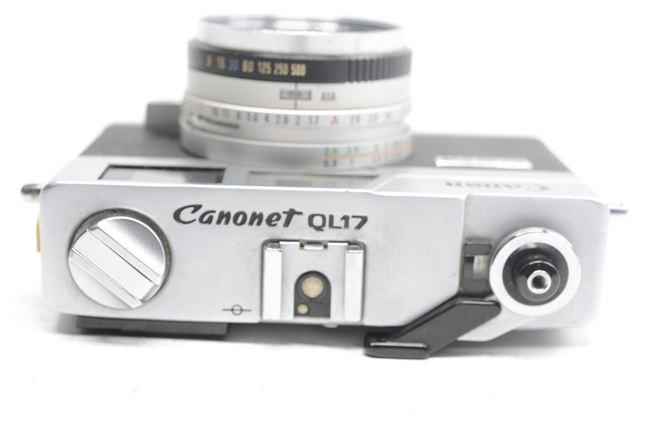 Pre-Owned - Canonet QL17 G-III w/40mm f1 7 Film Camera