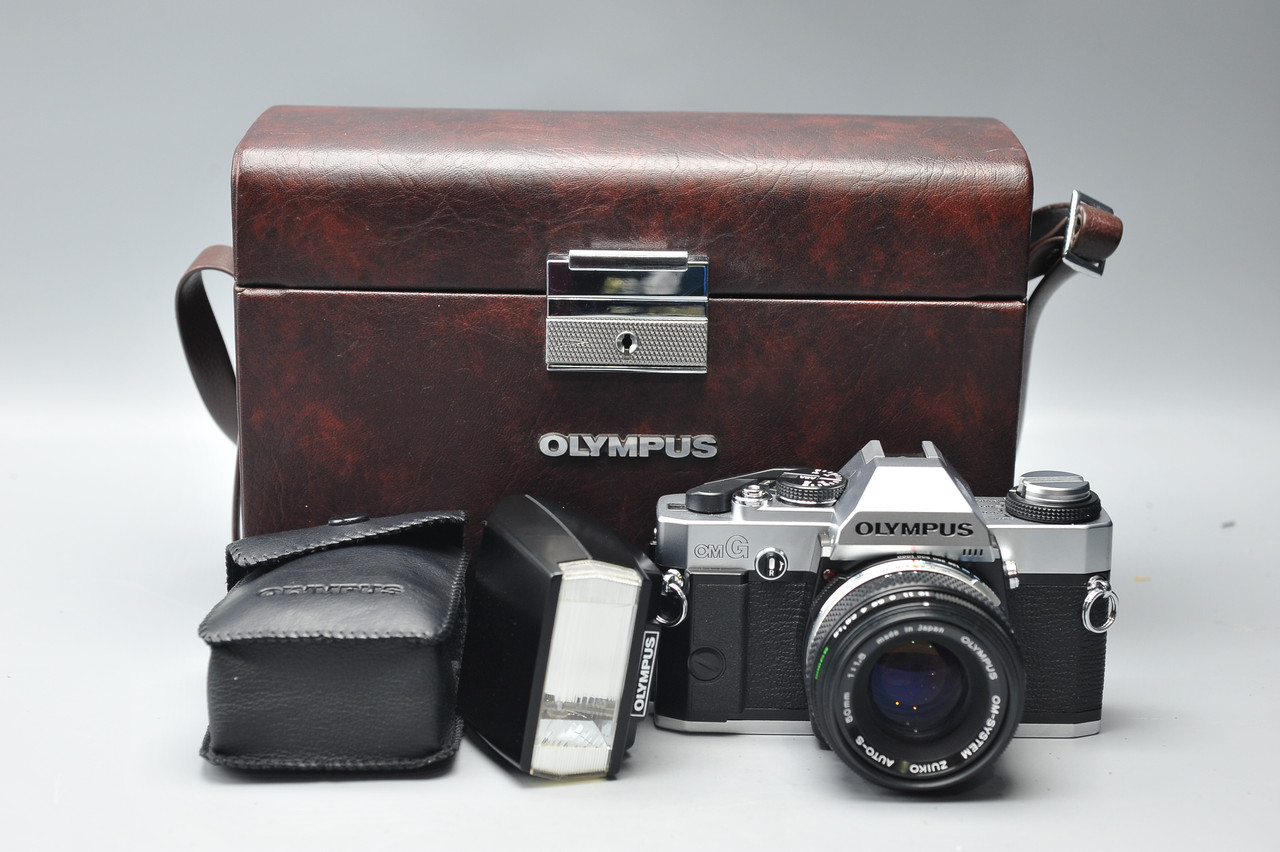 Pre-Owned - Olympus OMG W/28-200 Tamron at Acephoto.net