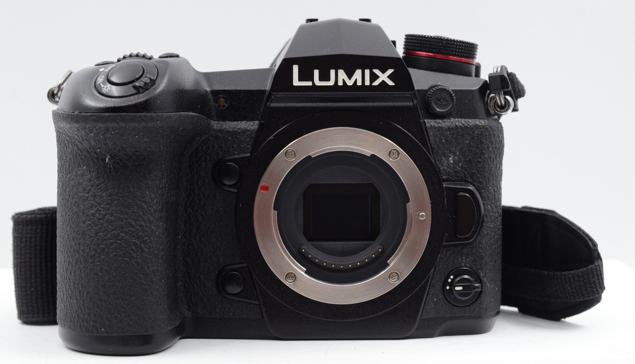 Pre-Owned Lumix-DC-G9 Mirrorless Micro 4/3 Digital Camera