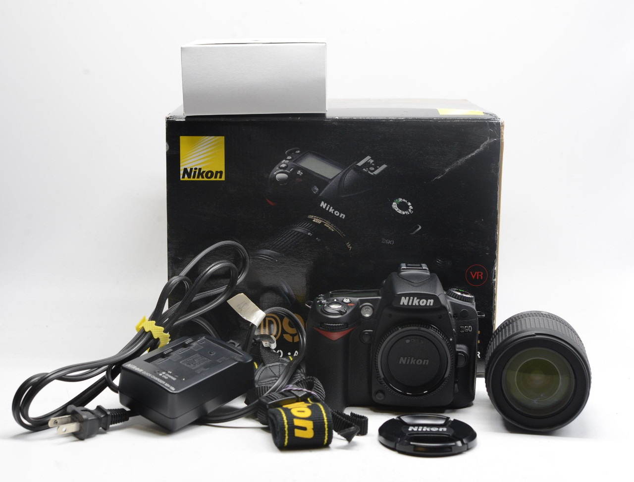 Pre-Owned - Nikon D90 kit w/ 18-105mm f/3.5-5.6G ED VR