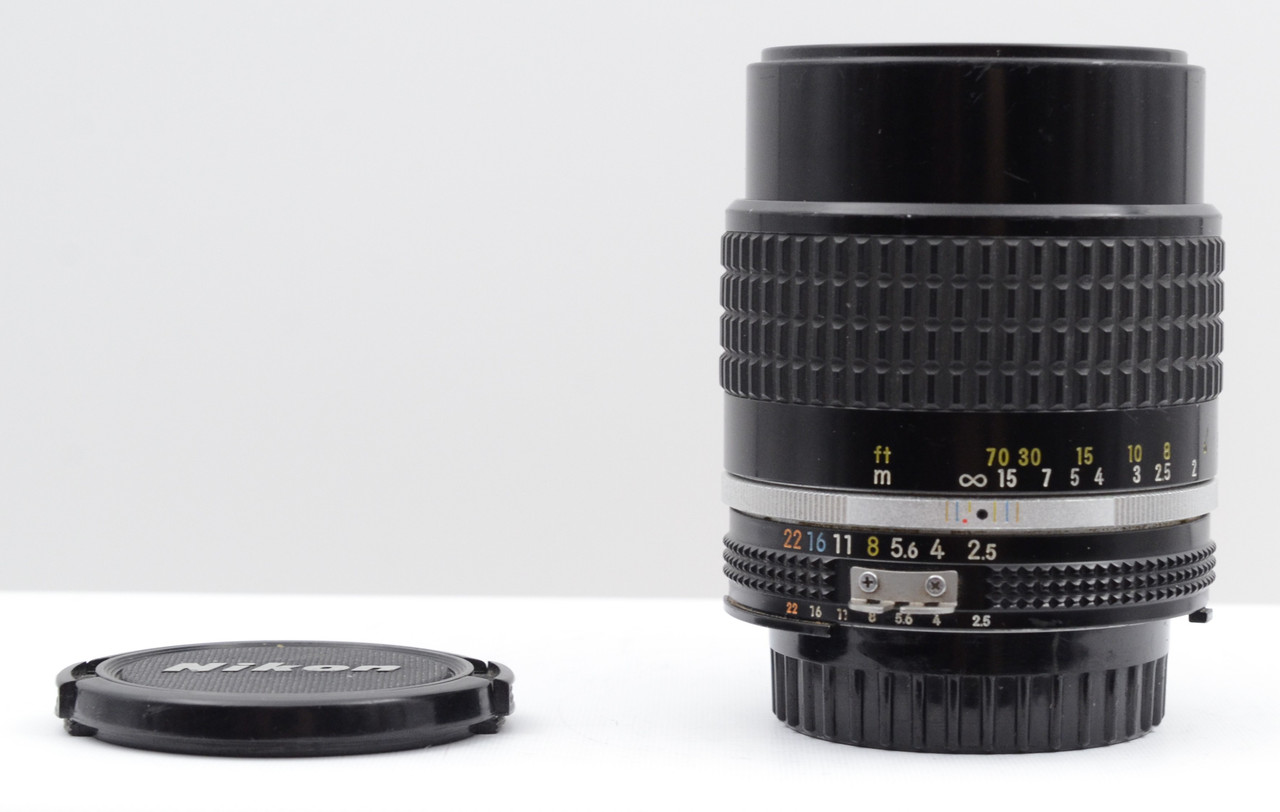 Nikon Nikkor 105Mm F2.5 AiS Manual focus at Acephoto.net
