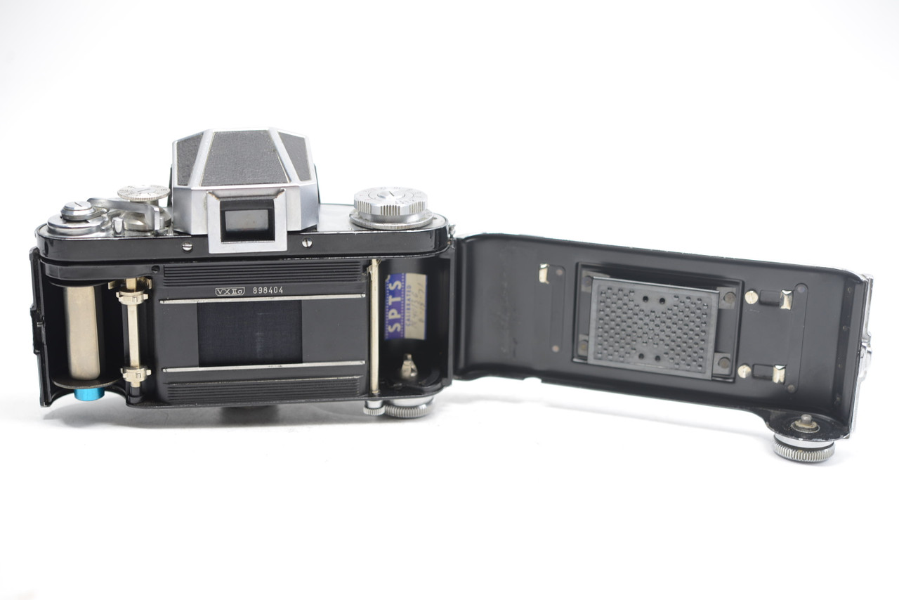 Pre-Owned - Exakta VX IIa w/Carl Zeiss Jena Biotar 58mm