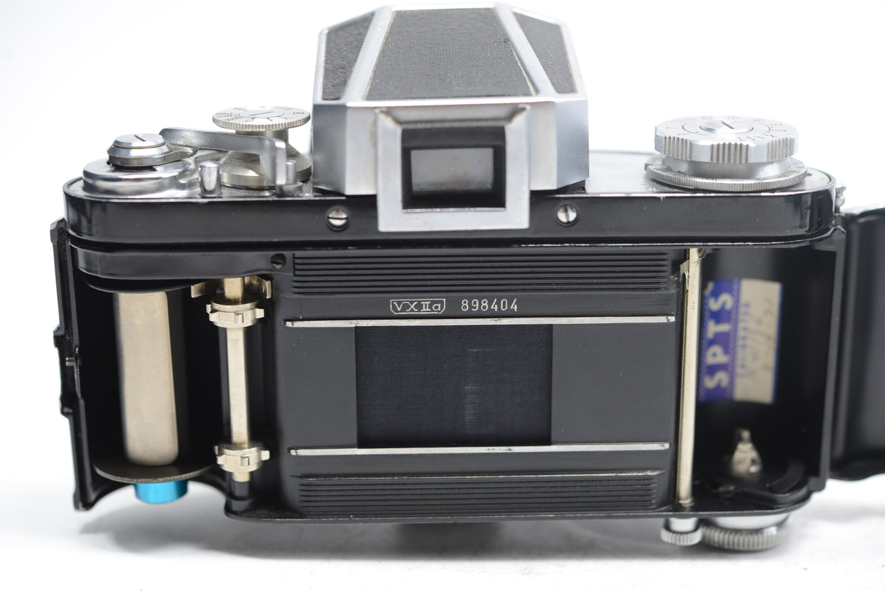 Pre-Owned - Exakta VX IIa w/Carl Zeiss Jena Biotar 58mm