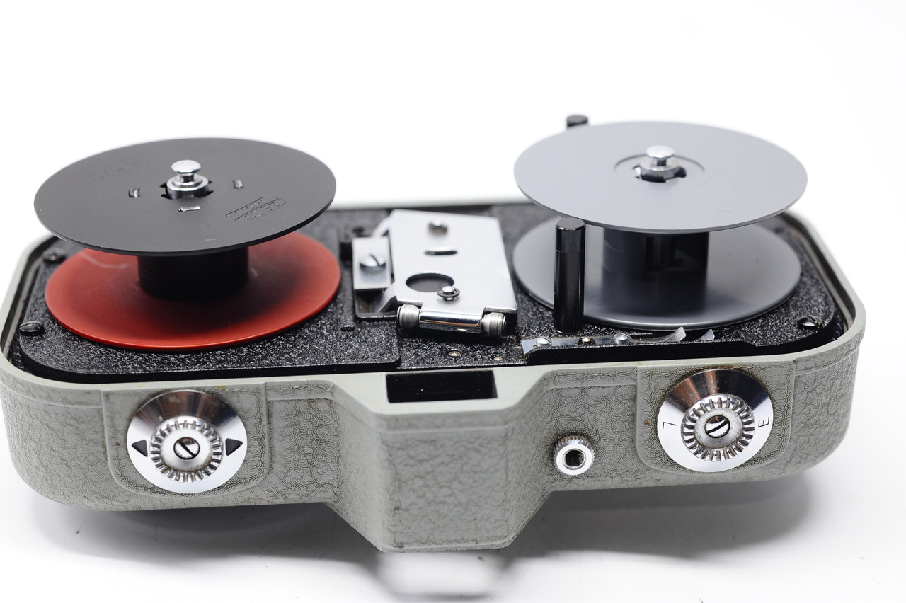 希少品 ZEISS IKON ☆MOVIKON 8 フィルムカメラ コレクション！ Zeiss