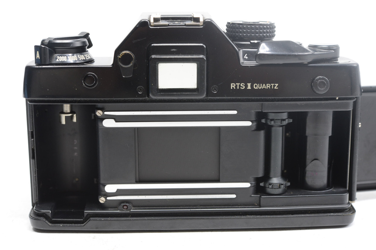 Pre-Owned - Contax RTS II Quartz w/Yashica ML 50mm F/1.9