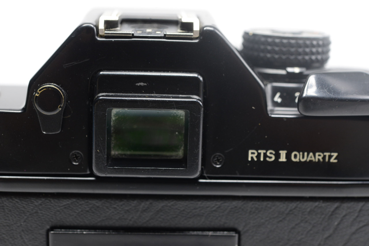 Pre-Owned - Contax RTS II Quartz w/Yashica ML 50mm F/1.9