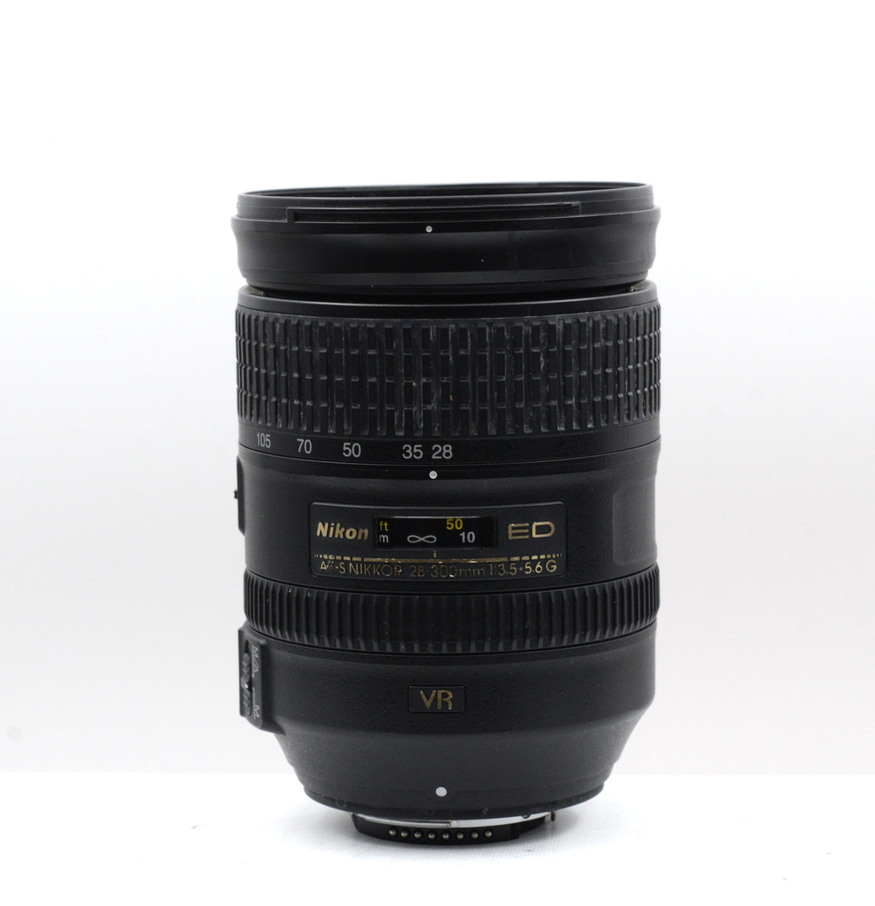 Nikon AF-S Nikkor 28-300mm F3.5-5.6G ED VR AF Zoom 229