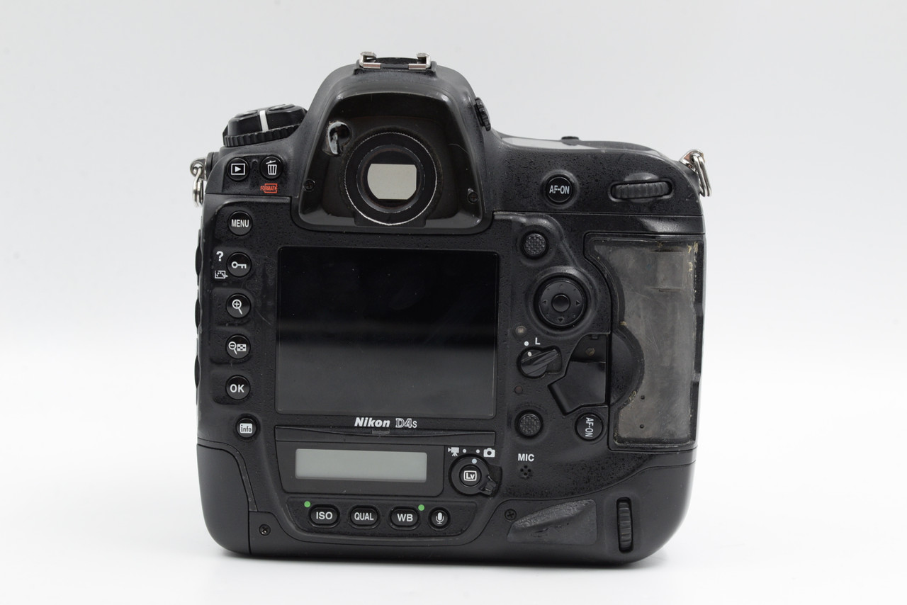 Nikon D4S ボディ Nikon D4S DSLR Camera Body {16.2 MP}