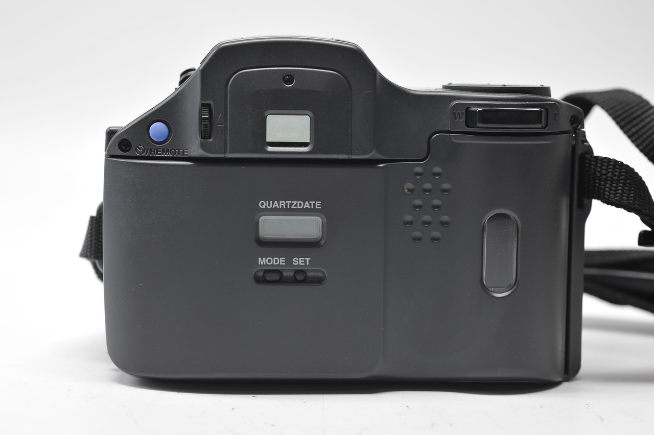 Pre-Owned - Olympus IS-10 DLX W/28-110 ZOOM film camera