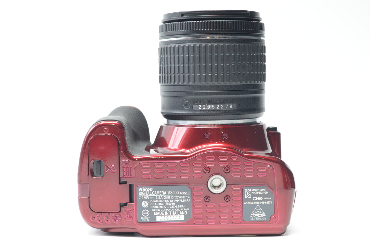 Pre-Owned - Nikon D3400 w/ 18-55mm Lens (Red)