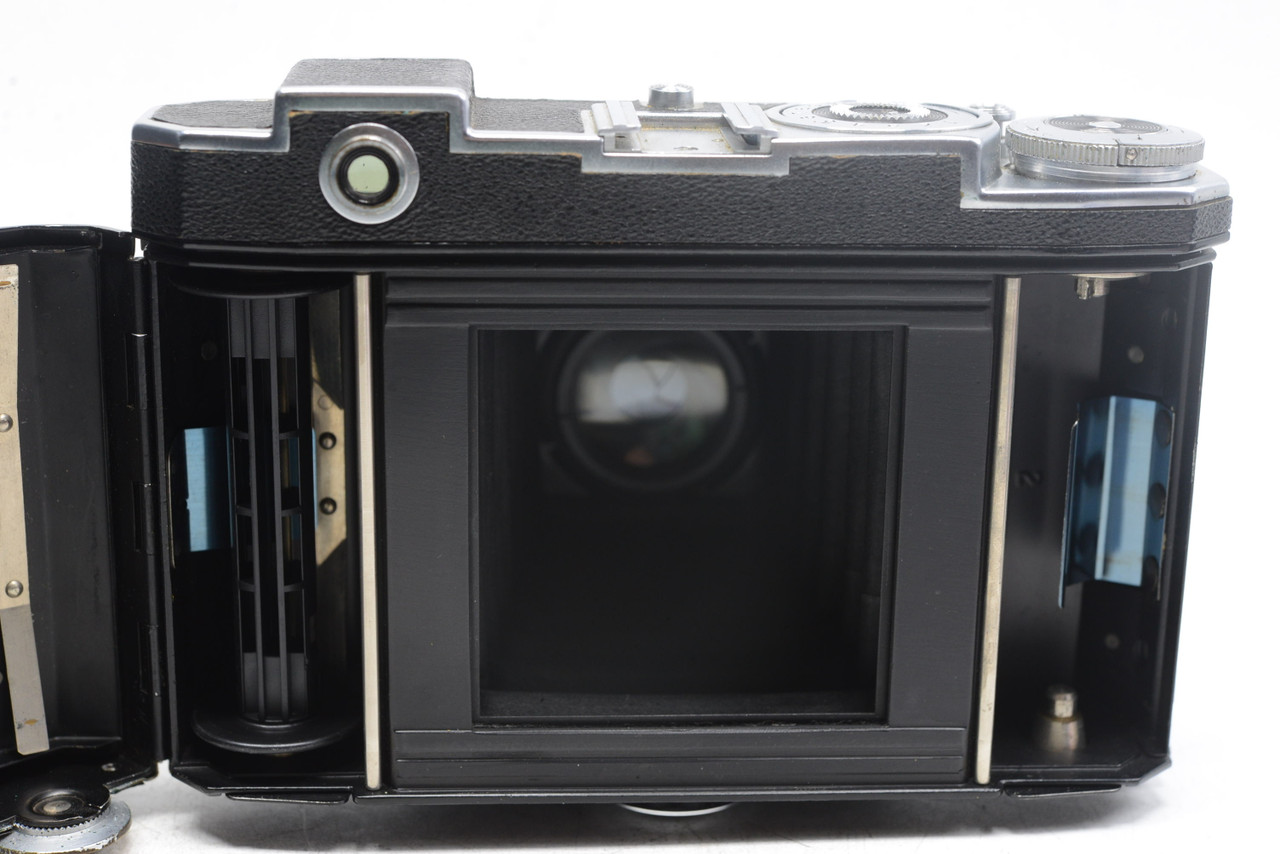 Pre-Owned - Zeiss Ikonta Super 532/16 6x6 Medium Format Film