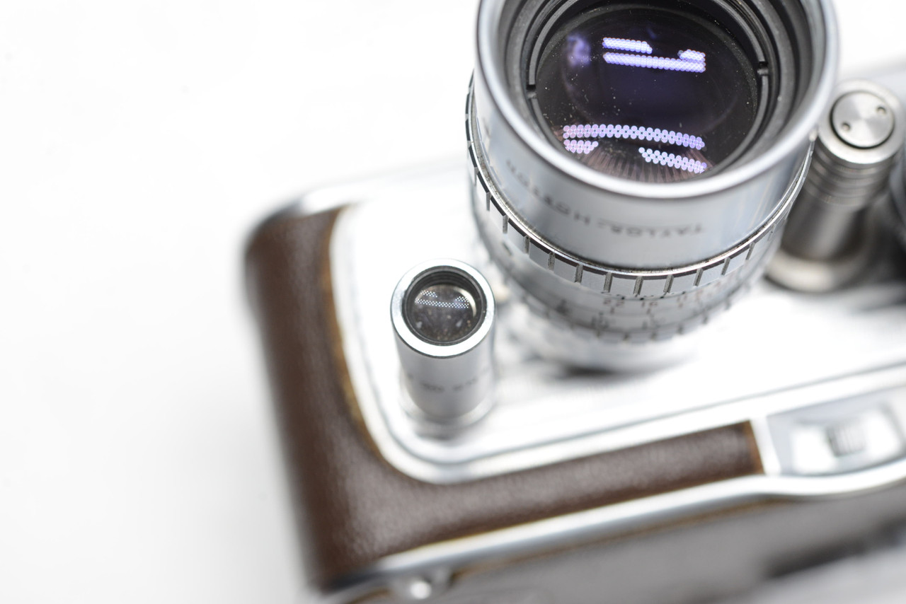 Pre-Owned - BELL & HOWELL 172 MAGAZINE 8mm 2 Lens Movie Came