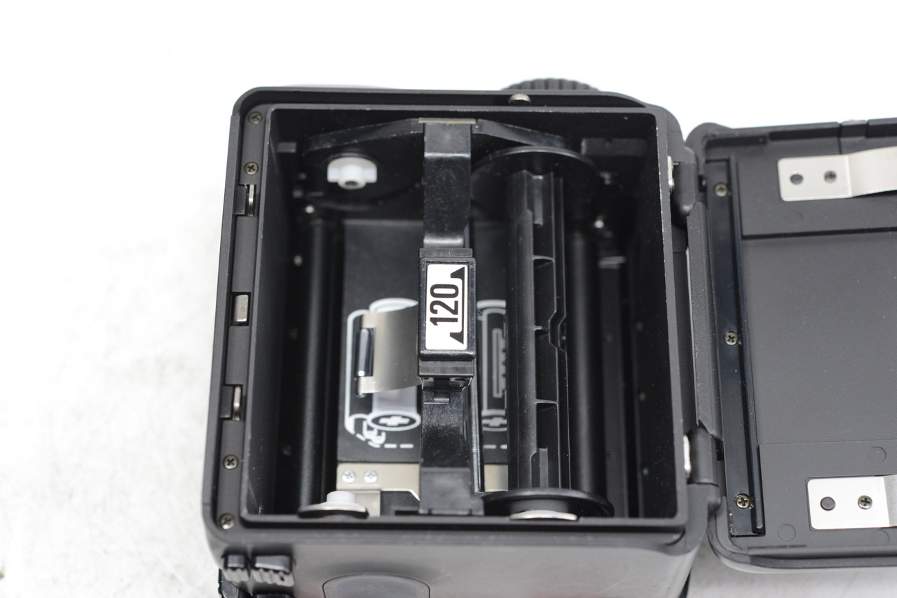 Pre-Owned - Mamiya 120 film back w/120 Film Insert
