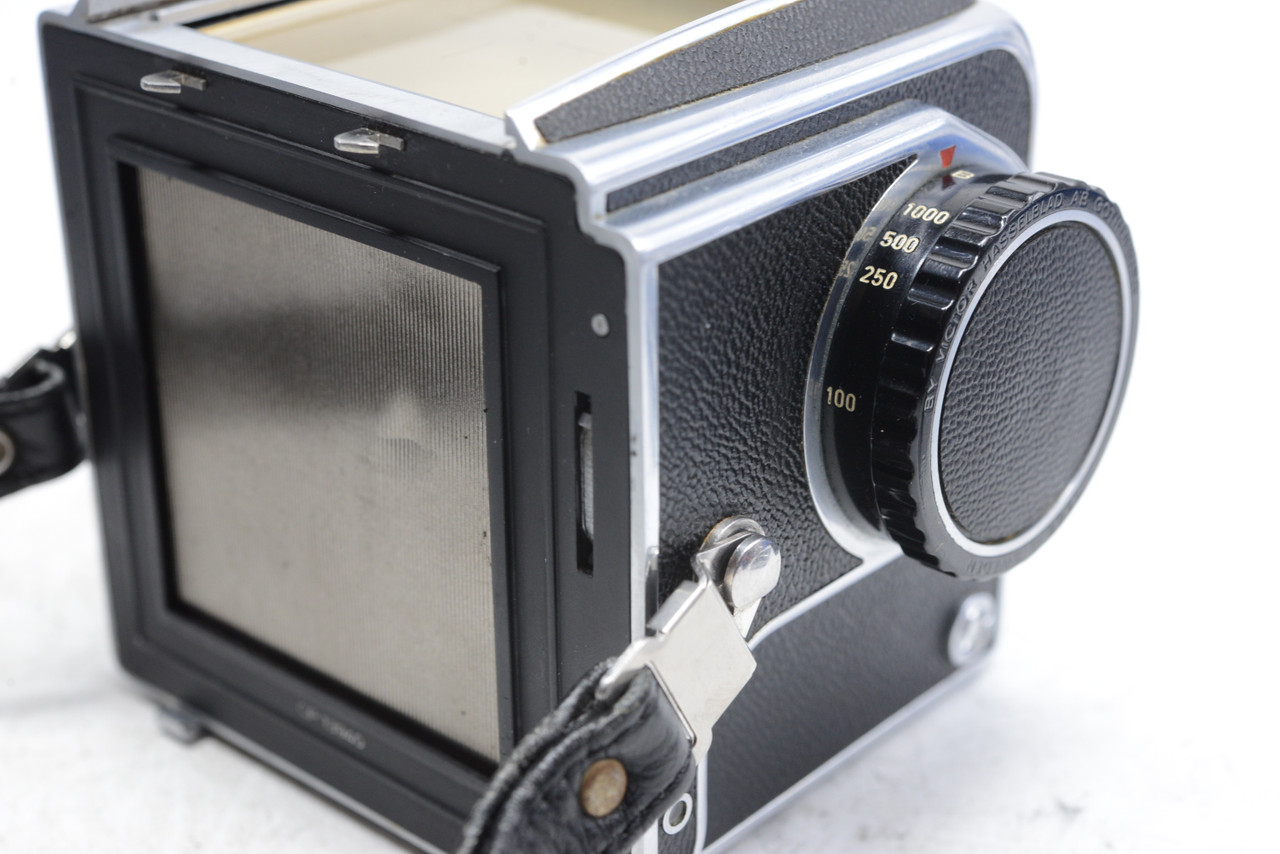 Pre-Owned - Hasselblad - 1000F (Body Only) at Ace Photo