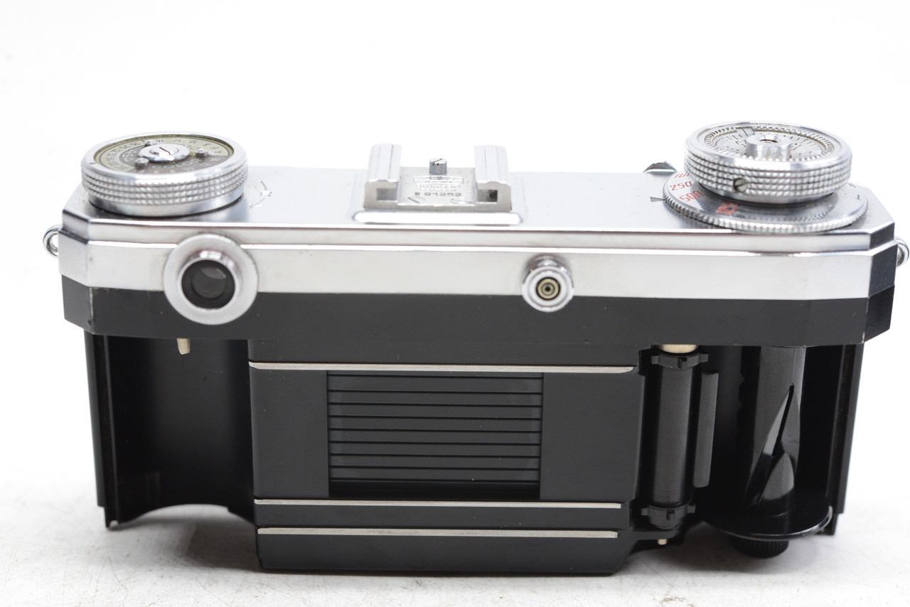 Pre-Owned - Contax Zeiss Ikon W / Carl Zeiss Sonnar 50mm