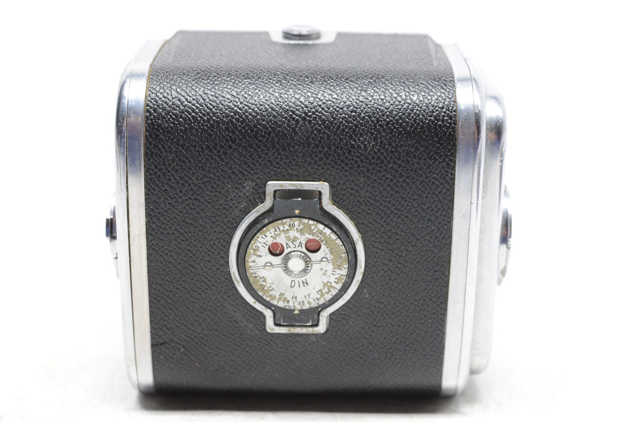 Pre-Owned - Hasselblad - C12 Magazine 6X6 120 Film Back at Ace Photo