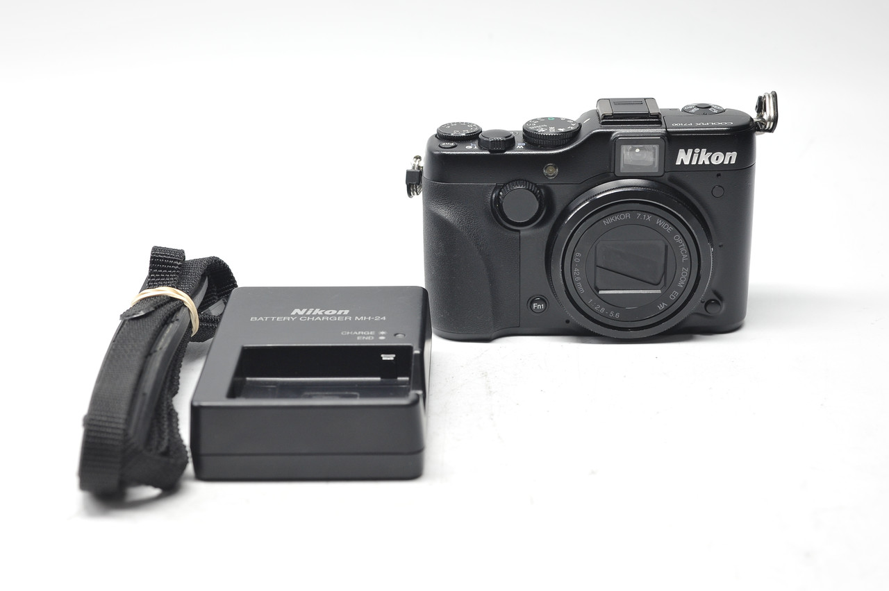 長期保証【WMMD様専用】NIKON　COOLPIX　P7100 デジタルカメラ